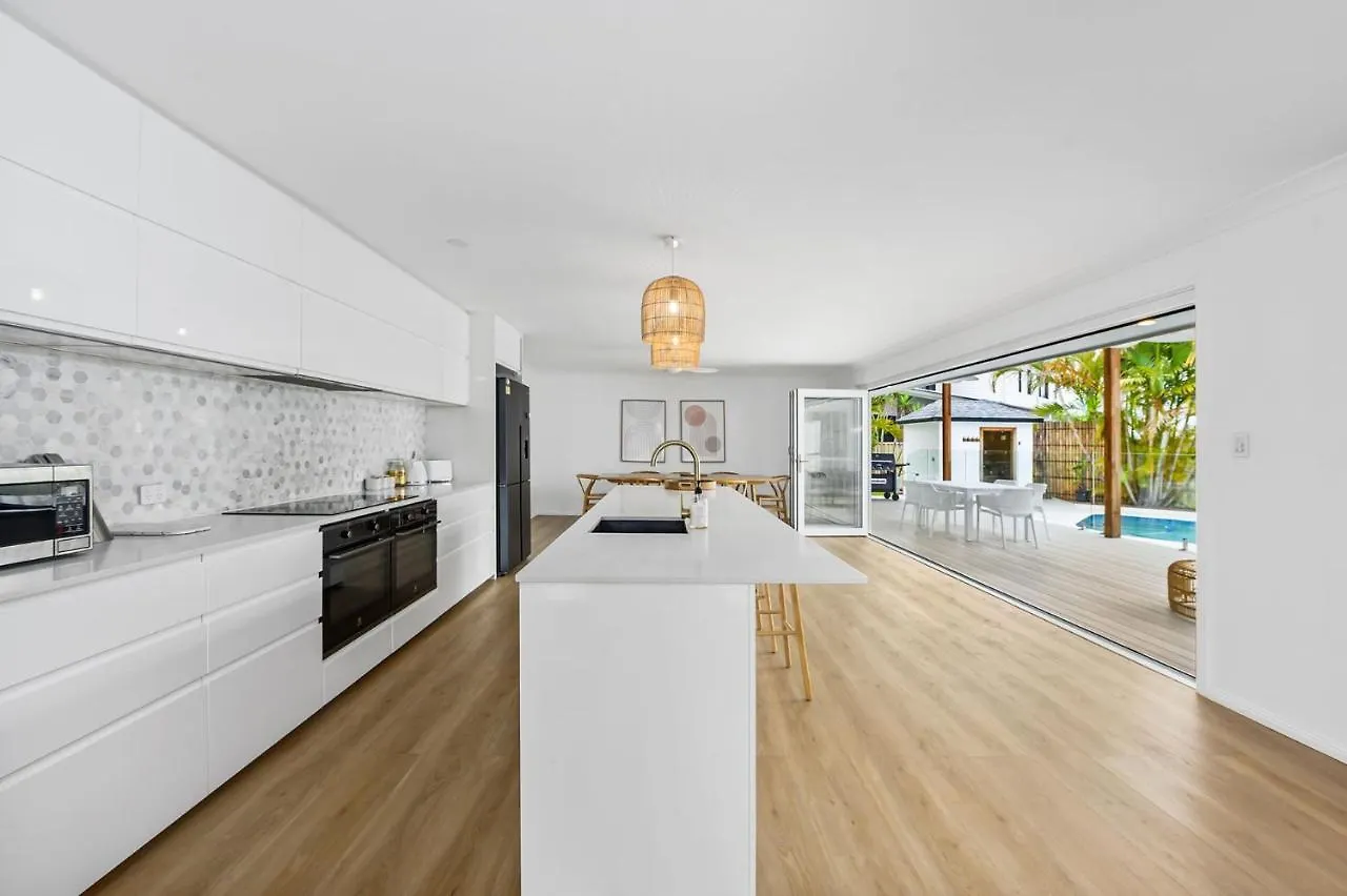 Luxury Home In The Heart Of Burleigh Guldkusten 0*,  Australien